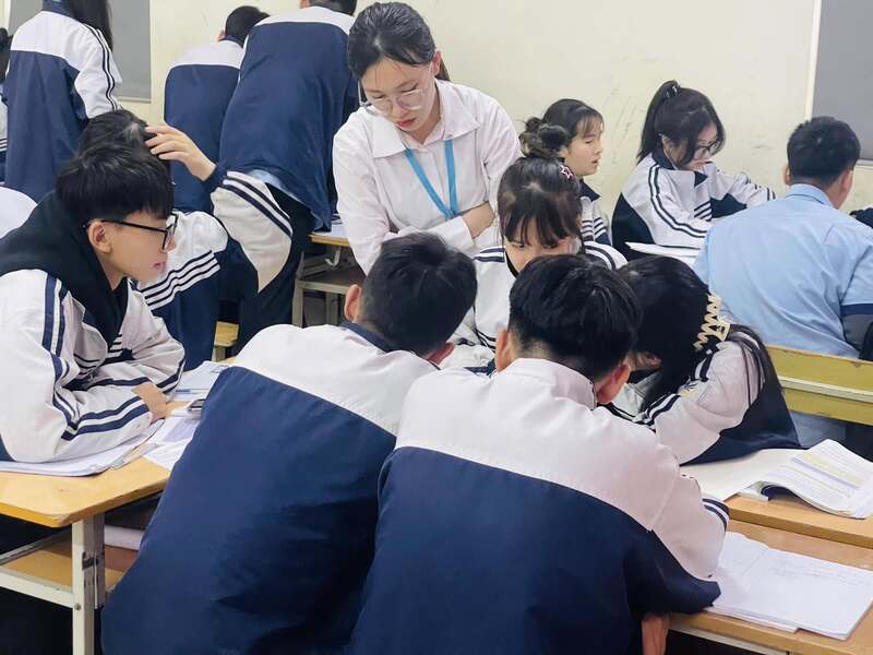 SINH HOẠT CHUYÊN MÔN THEO HƯỚNG NGHIÊN CỨU BÀI HỌC