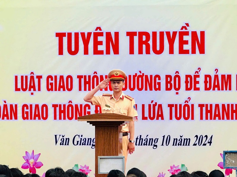 Tuyên truyền an toàn giao thông