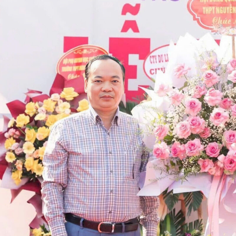 Ông Nguyễn Quốc Hùng