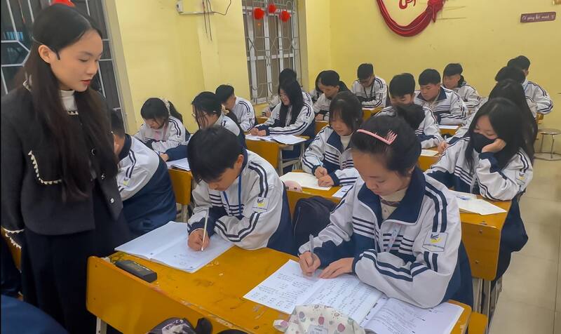 🌟 TIẾNG TRUNG – MÔN NGOẠI NGỮ 2 ĐANG ĐƯỢC GIẢNG DẠY TẠI TRƯỜNG THPT NGUYỄN CÔNG HOAN 🌟