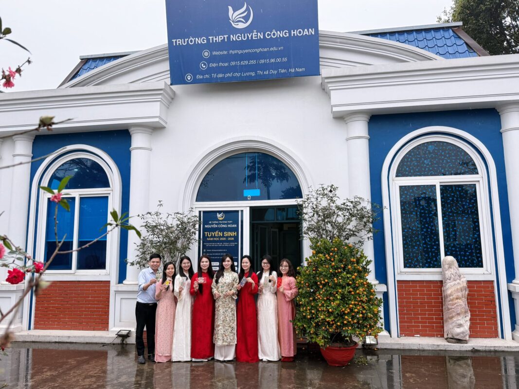 [BẢN TIN NCH NINH BÌNH] 🧧 XUÂN GÕ CỬA – LỘC TRAO TAY TẠI THPT NGUYỄN CÔNG HOAN NINH BÌNH 🧧