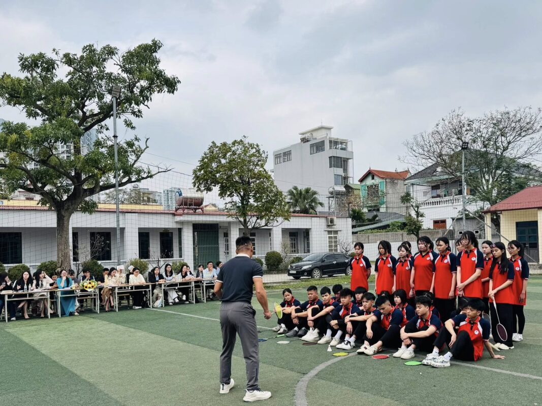 INH HOẠT CHUYÊN MÔN NHÓM THỂ DỤC – LAN TỎA TINH THẦN ĐỔI MỚI DẠY HỌC 🏸